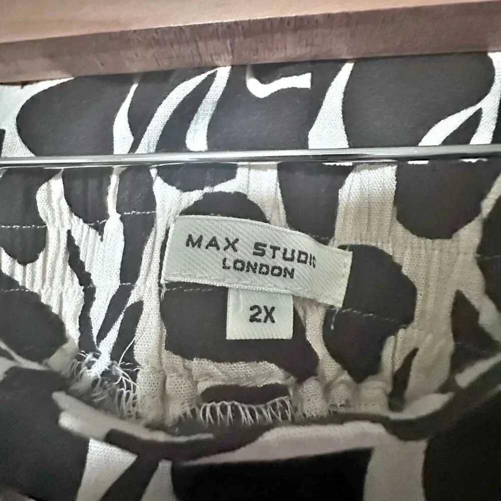 MAX STUDIO | Pull-On‎ Wide Leg Pants Cream Ivory Black Foliage Print | Size 2X - Picture 6 of 8
